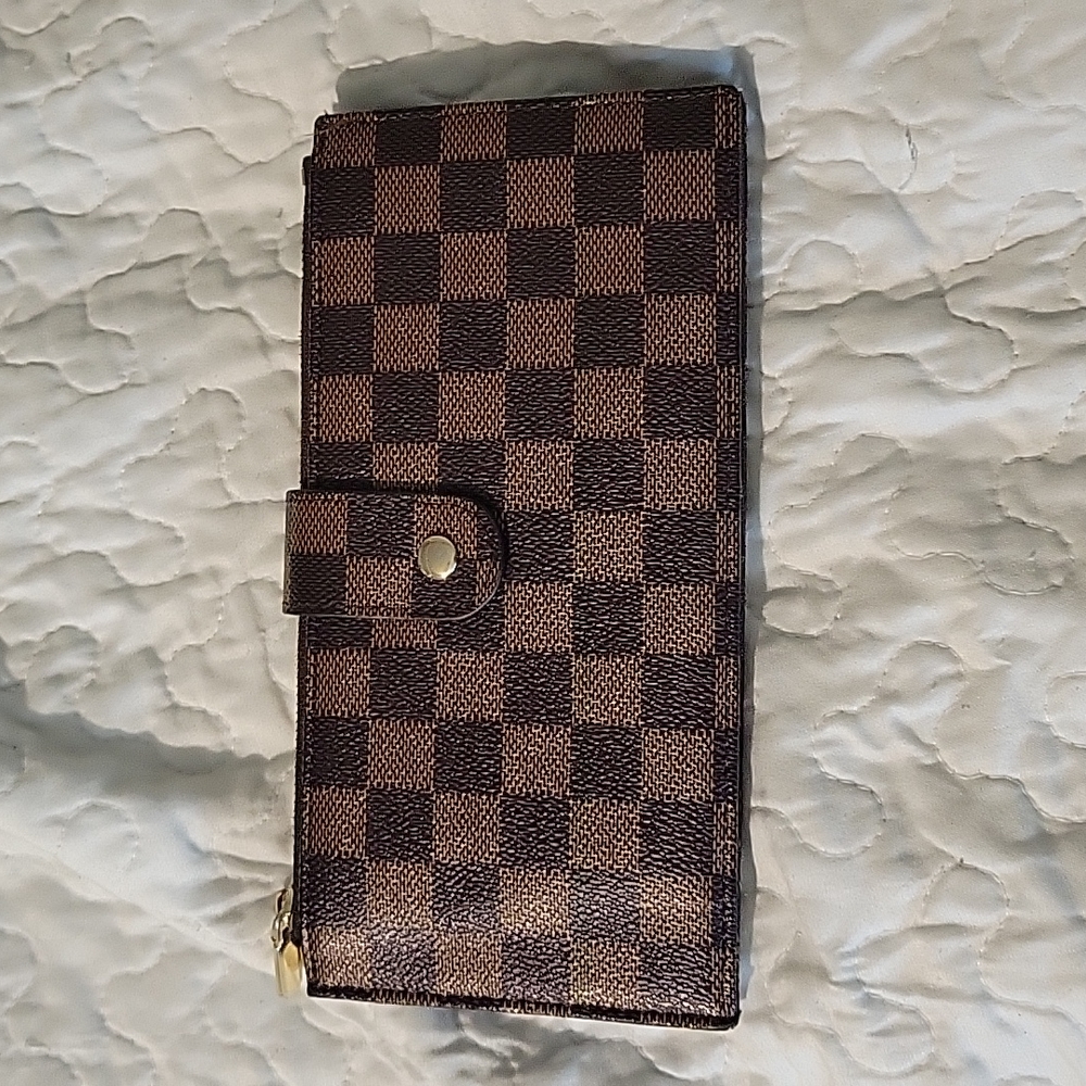 Checkered Wallet